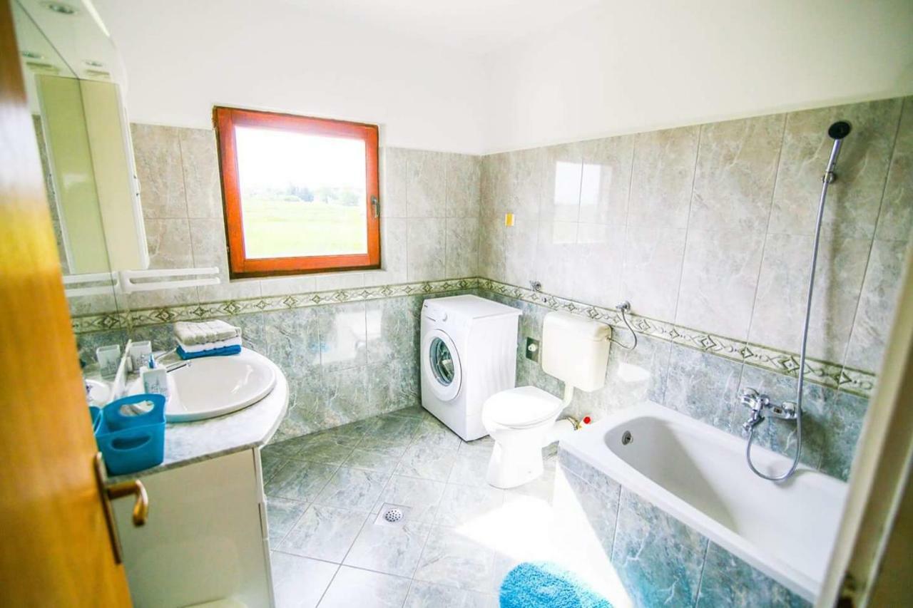 Kuca Za Odmor Luca Apartment Поседарье Екстериор снимка